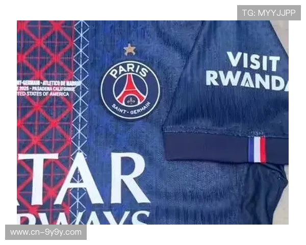 巴黎圣日耳曼推出2026赛季复古球衣，致敬俱乐部成立50周年