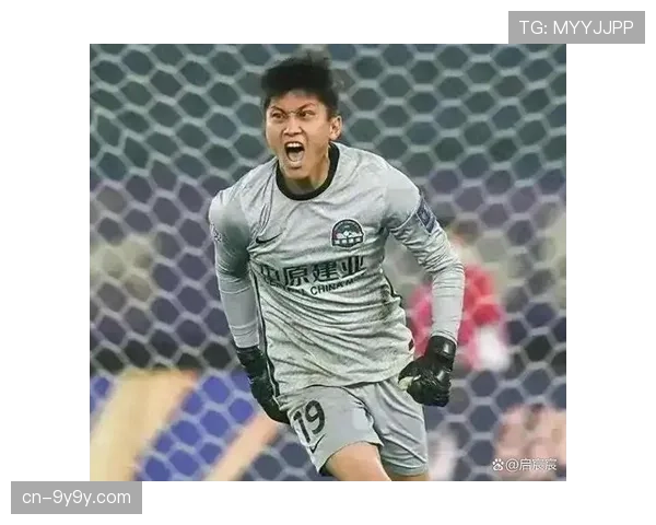 河南队续约门将王国明等六名球员，同时官宣六名新援加盟